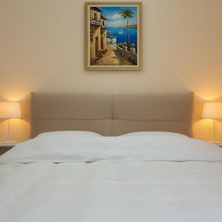 Ferienwohnung Gajo Deluxe Trogir Exterior foto
